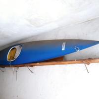 Canoa monoposto in vetroresina con pagaia in legno