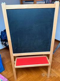Lavagna e letttino bambole Ikea