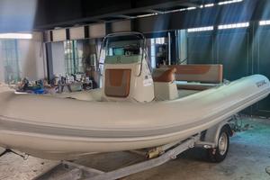 Zodiac Medline 580 Neo Nuovo con motore