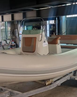 Zodiac Medline 580 Neo Nuovo con motore