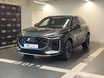 Audi Q3 1.5 e-hybrid Business 272cv s-tronic