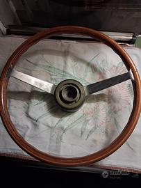 Volante d’Epoca in Legno