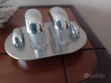 Set per la tavola, oliera e formaggiera