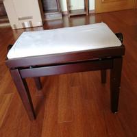 sgabello da pianoforte 