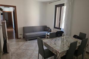 Affittas.i stanza singola - Centro Udine