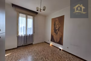 Appartamento di 76 m² con 3 locali e box auto a Pa