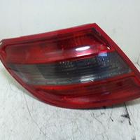 FANALE POST. SX MERCEDES-BENZ CLASSE C (W/S204) (0