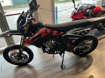 Qj Motor Altro Cov 125 Motard