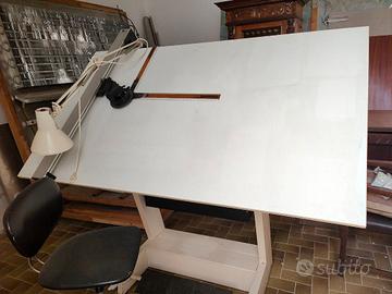 Tavolo da disegno