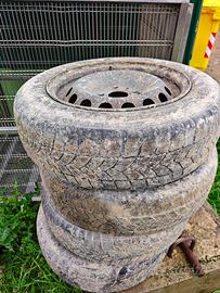 4 cerchi panda 2 punto  gomme finite 65/70 R14