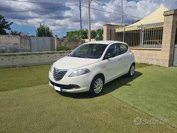 Lancia Ypsilon 1.3 MJT 16V 95 CV Gold 2012 NEOPATE