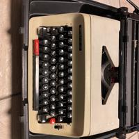 Macchina da scrivere