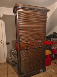 Armadio a saracinesca primi Novecento