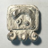 Glifo Maya oroscopo Tzolkin in argento TERRA