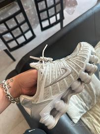 Nike shox bianche 38