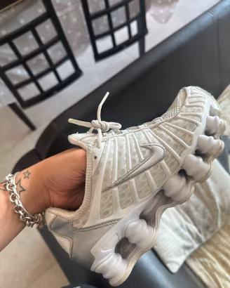 Nike shox bianche 38