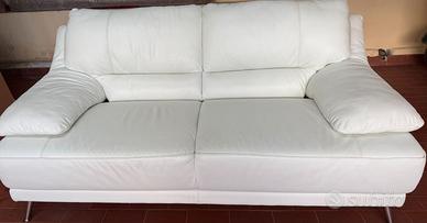 Divano in pelle di Divani & divani by Natuzzi