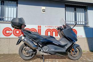 Yamaha T Max 530 DX
