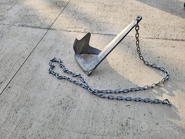 Ancora 10kg con 3 mt di catena