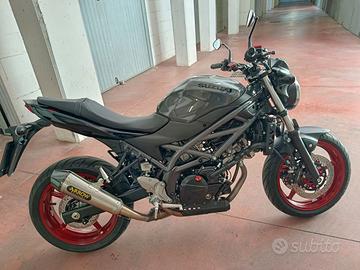 moto praticamente NUOVA !!!