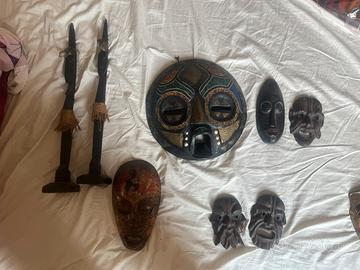 Maschere made in africana fatte a mano