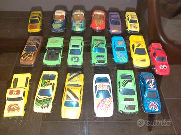 Macchinine varie giocattolo 