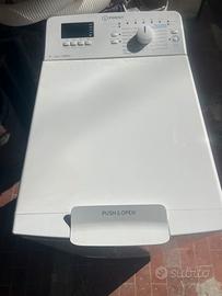 Lavatrice carico alto