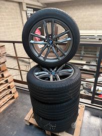 Cerchi e gomme BMW Serie 5