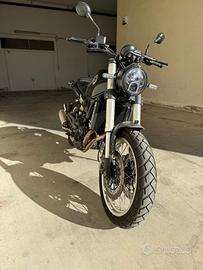 Benelli Leoncino 500 2021