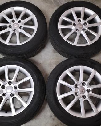 Cerchi in lega 16 Seat con gomme estive 205 55 R16