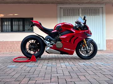 Ducati Panigale V4 S 2021
