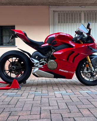 Ducati Panigale V4 S 2021