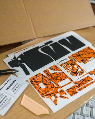 SKIN SONY ALPHA 6700 - MAIACOMBO