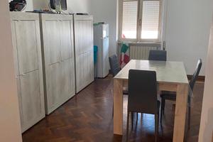 Stanza singola in appartamento signorile