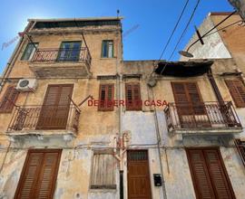 Casa, Altofonte.