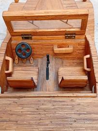 Macchina costruita in legno vintage 52 per 26 cm
