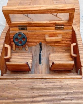 Macchina costruita in legno vintage 52 per 26 cm