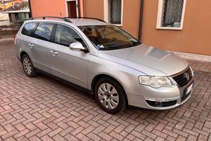 Volkswagen Passat 1.4 Benzina - Metano