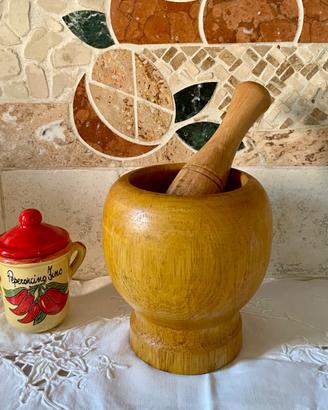 Mortaio in legno