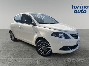 Lancia Ypsilon 1.0 FireFly 70cv Hybrid Gold