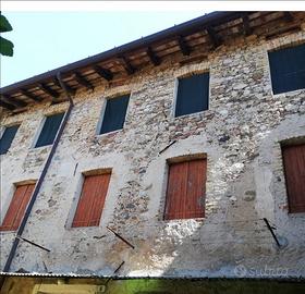 Fabbricato centro Tricesimo