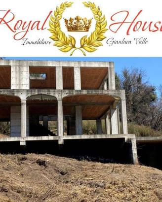 Villa di 140 m² con 4 locali e box auto doppio a A