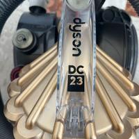Aspirapolvere a traino Dyson DC23