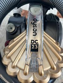 Aspirapolvere a traino Dyson DC23
