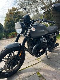 Moto Guzzi V7 2020