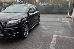 AUDI Q7 2010