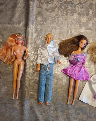 collezione di 4 Barbie  e immancabile  Ken