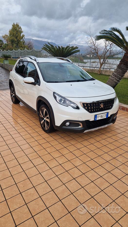 PEUGEOT 2008 1° serie