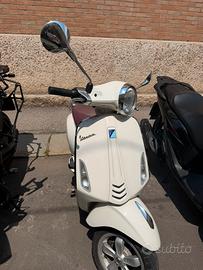 Vespa primavera 50