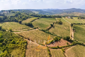 Terreno di 500000 m² a San Casciano in Val di Pesa